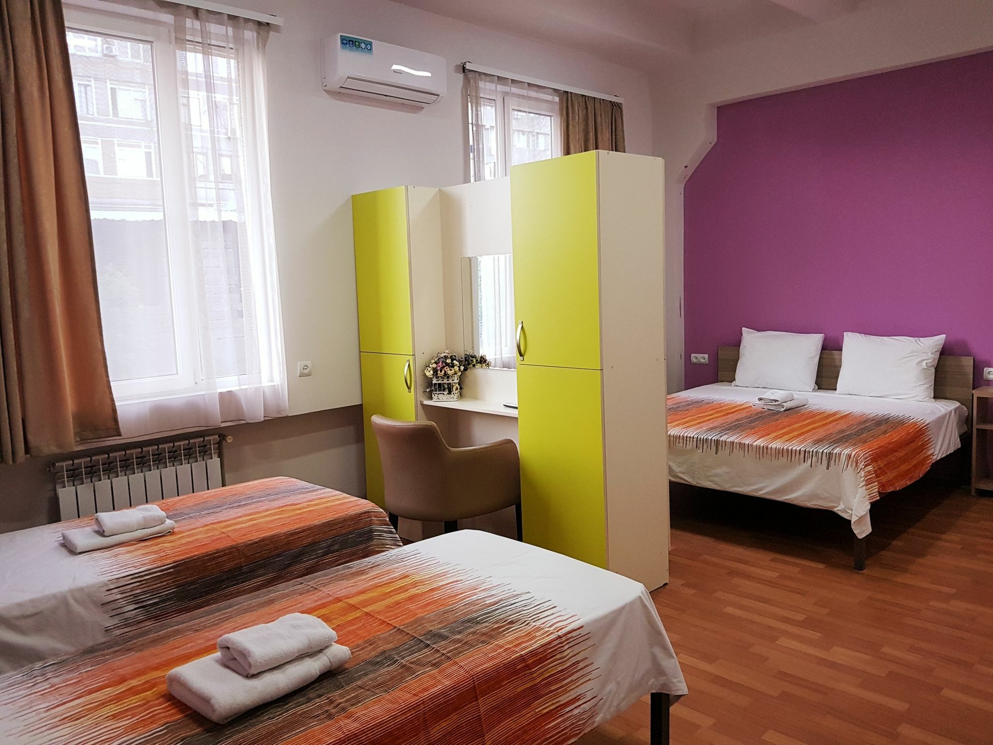 Welcome Friends Hostel Yerevan Exterior photo